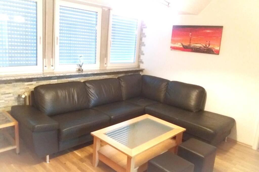 Neue, Helle Wohnung In Ludwigsburg, Nah Am Schloss Kültér fotó