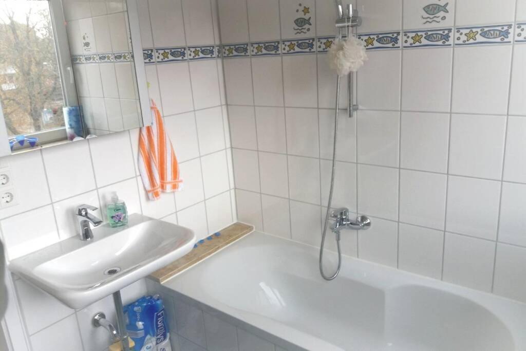 Neue, Helle Wohnung In Ludwigsburg, Nah Am Schloss Kültér fotó